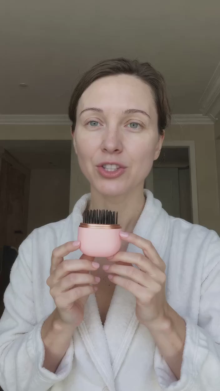 SilkenFlow™ Detangling Brush video